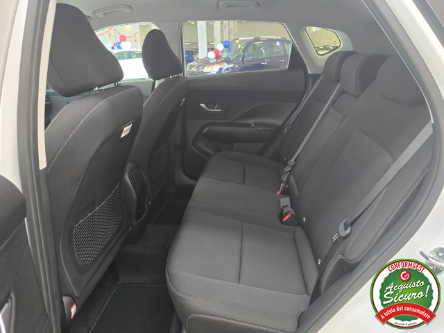 HYUNDAI Kona usata, con USB