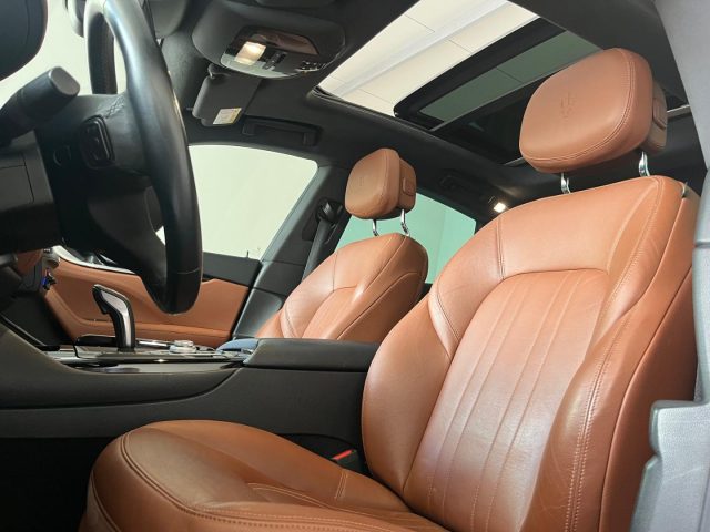 MASERATI Levante usata, con Sensore di luce