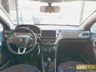 PEUGEOT 2008 usata, con Sedile posteriore sdoppiato