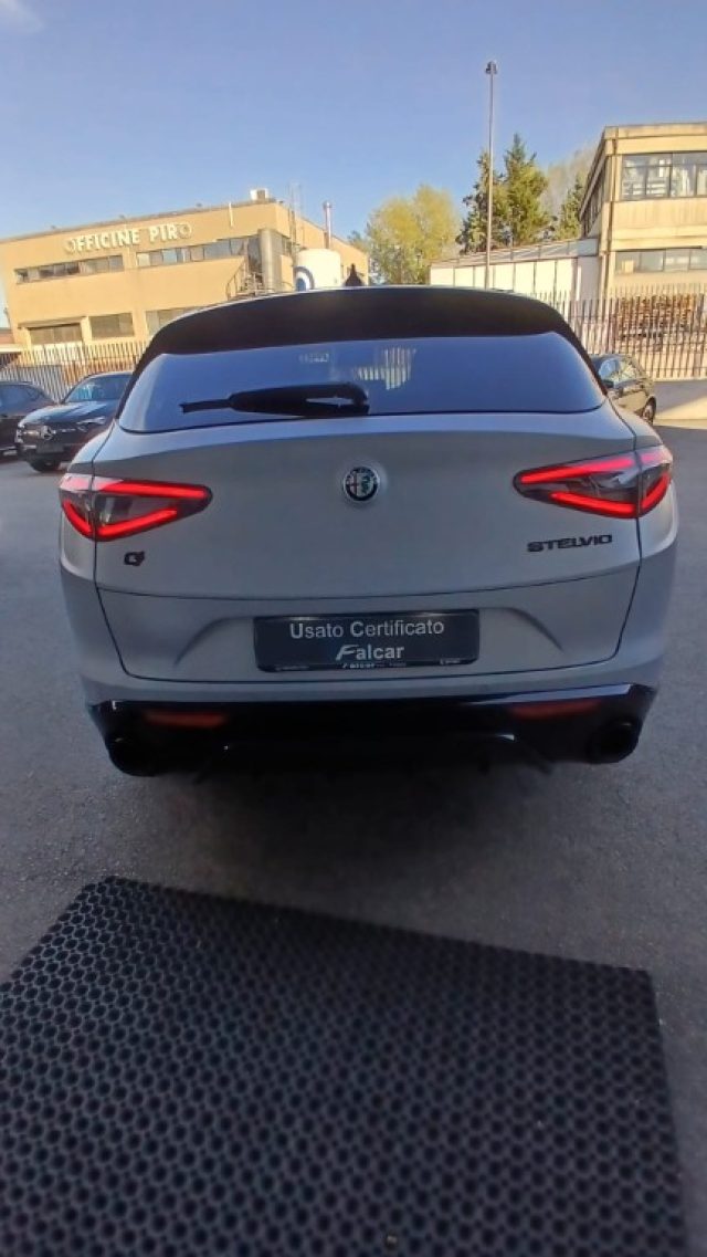ALFA ROMEO Stelvio usata, con Alzacristalli elettrici