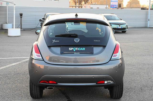 LANCIA Ypsilon usata, con Autoradio
