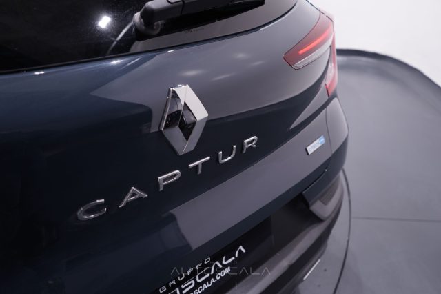 RENAULT Captur usata, con Telecamera per parcheggio assistito