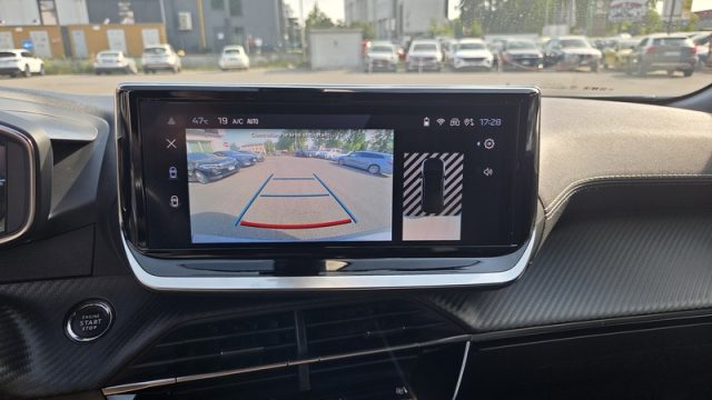 PEUGEOT 2008 usata, con Specchietti laterali elettrici