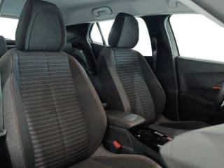 PEUGEOT 2008 usata, con Cruise Control