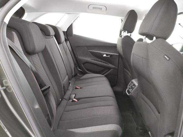PEUGEOT 3008 usata, con Touch screen