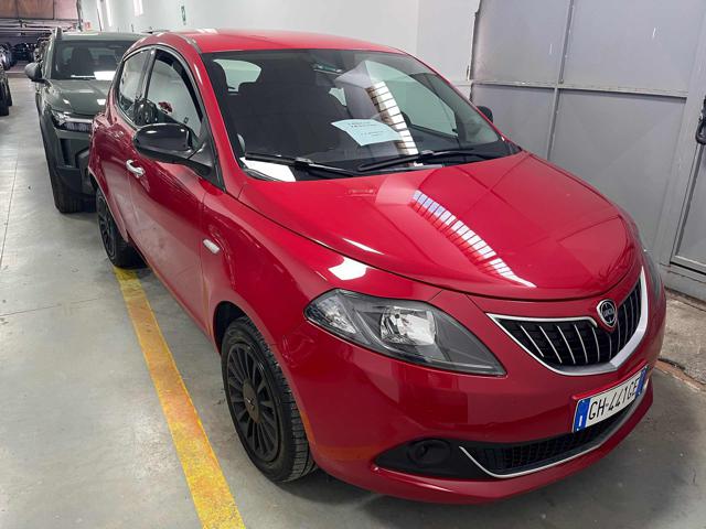 LANCIA Ypsilon usata, con ESP