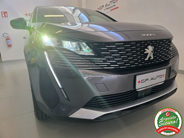 PEUGEOT 3008 usata, con Leve al volante