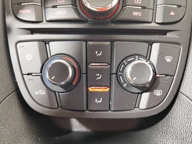 OPEL Meriva usata 21