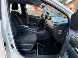 MERCEDES-BENZ B 180 usata, con Lettore CD