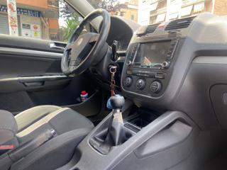 VOLKSWAGEN Golf usata, con Airbag testa