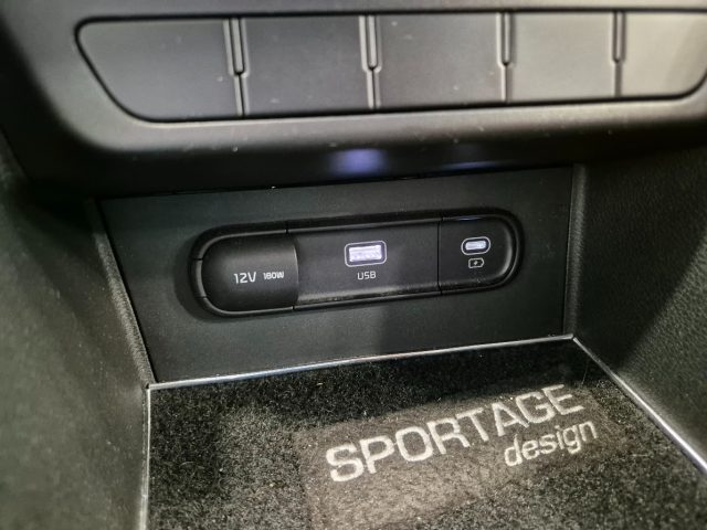 KIA Sportage usata, con Autoradio digitale