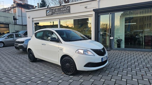 LANCIA Ypsilon usata, con ABS