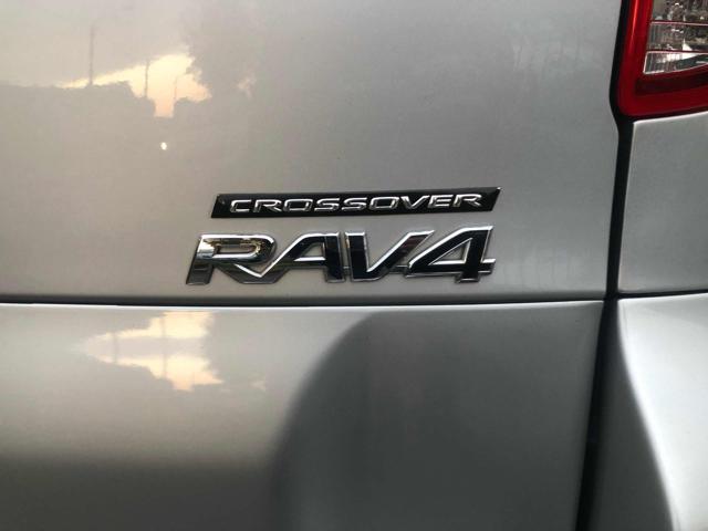 TOYOTA RAV 4 MY23 usata, con Leve al volante