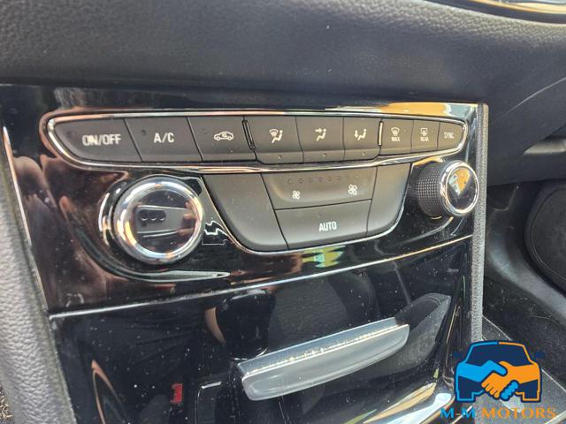 OPEL Astra usata, con Bluetooth