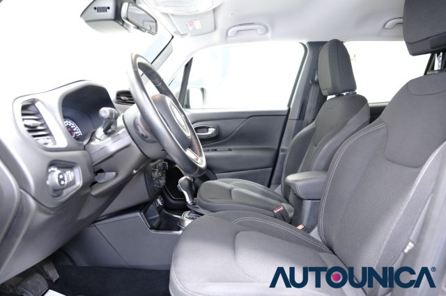 JEEP Renegade usata, con USB