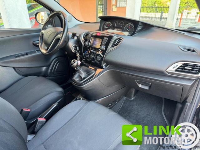 LANCIA Ypsilon usata, con ESP