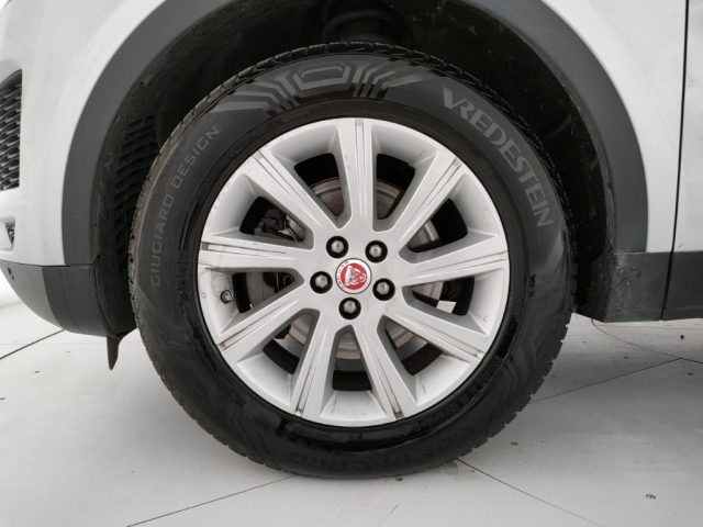 JAGUAR E-Pace usata, con Telecamera per parcheggio assistito