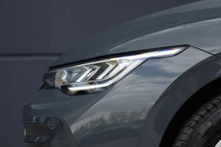VOLKSWAGEN Golf usata, con Fari full-led