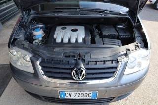 VOLKSWAGEN Touran usata 79