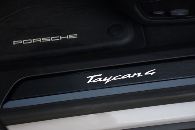 PORSCHE Taycan usata, con Sistema di navigazione