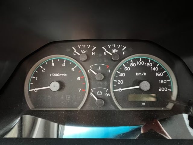 TOYOTA Land Cruiser usata, con Cruise Control