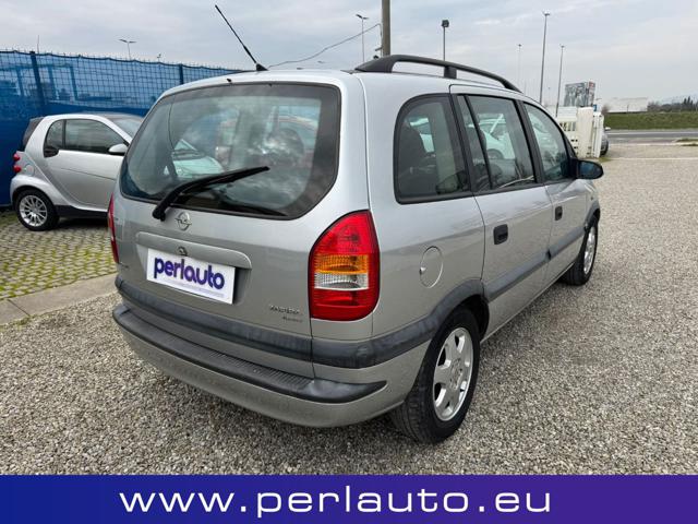 OPEL Zafira usata, con Autoradio