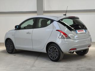 LANCIA Ypsilon usata, con Autoradio