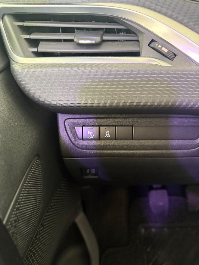 PEUGEOT 208 usata 19