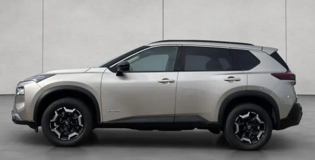 NISSAN X-Trail usata, con Autoradio
