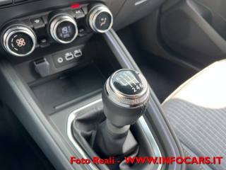 RENAULT Clio usata, con Touch screen