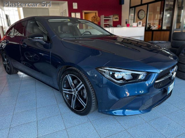 MERCEDES-BENZ CLA 200 usata, con Airbag laterali