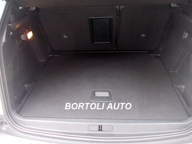 PEUGEOT 3008 usata, con Climatizzatore