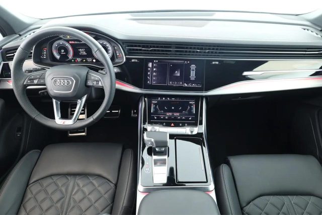 AUDI Q7 usata, con Cerchi in lega