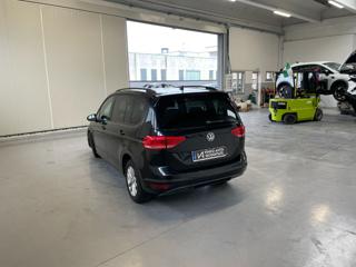 VOLKSWAGEN Touran usata, con Autoradio