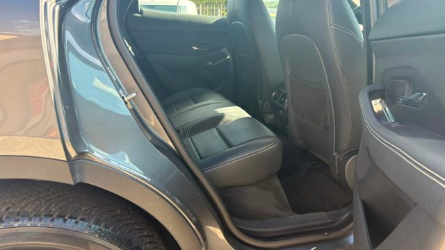 JAGUAR E-Pace usata, con Leve al volante