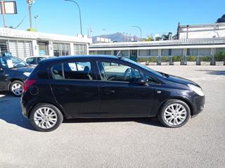 OPEL Corsa usata, con Airbag laterali