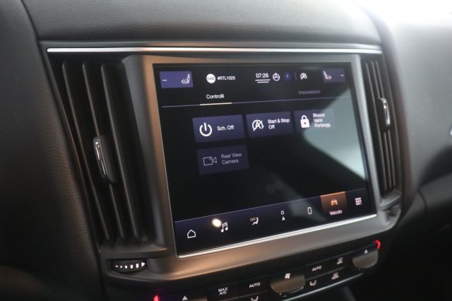MASERATI Levante usata 10