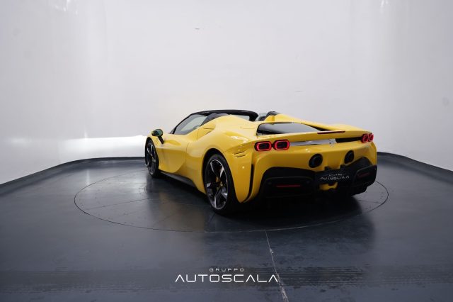 FERRARI SF90 usata 10