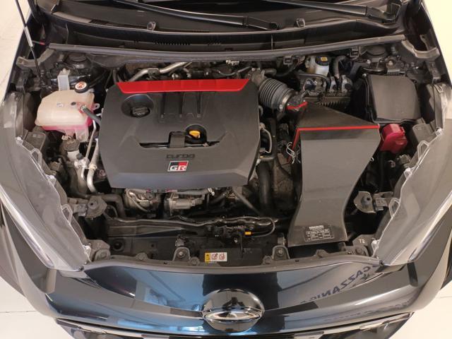 TOYOTA Yaris usata 43