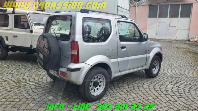 SUZUKI Jimny usata, con Alzacristalli elettrici