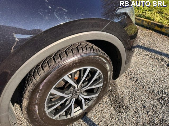 VOLKSWAGEN Tiguan usata, con Autoradio digitale