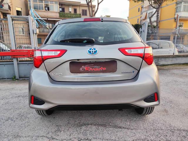 TOYOTA Yaris usata, con Controllo automatico clima