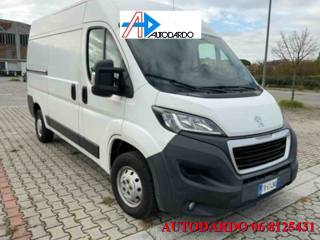 PEUGEOT Boxer usata, con Airbag