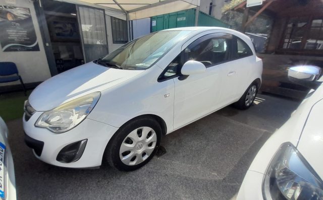 OPEL Corsa usata, con Airbag laterali