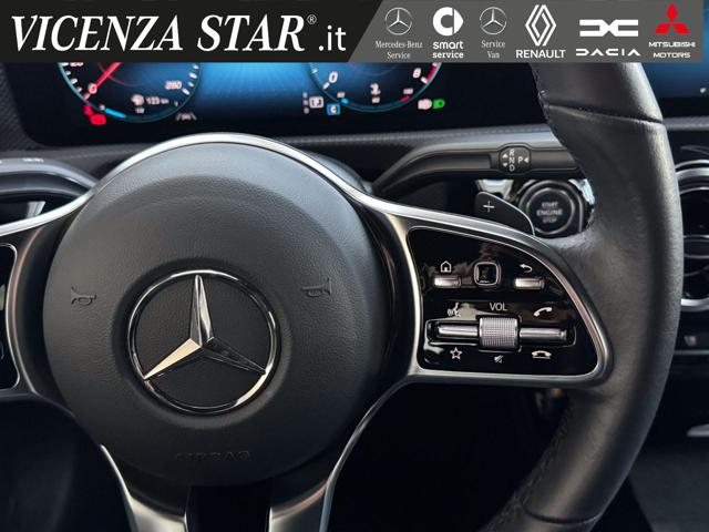 MERCEDES-BENZ CLA 180 usata, con Volante in pelle