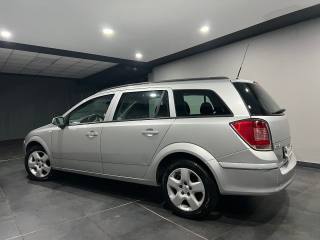 OPEL Astra usata, con Autoradio