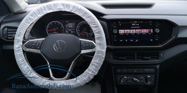 VOLKSWAGEN T-Cross usata, con Autoradio