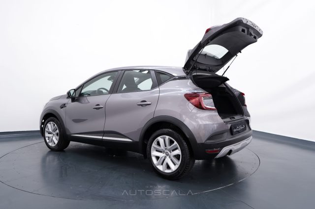 RENAULT Captur usata, con Sensori di parcheggio posteriori