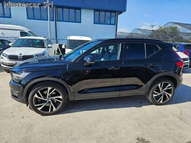 VOLVO XC40 usata, con Airbag laterali