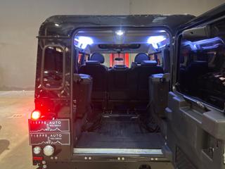 LAND ROVER Defender usata, con Vivavoce